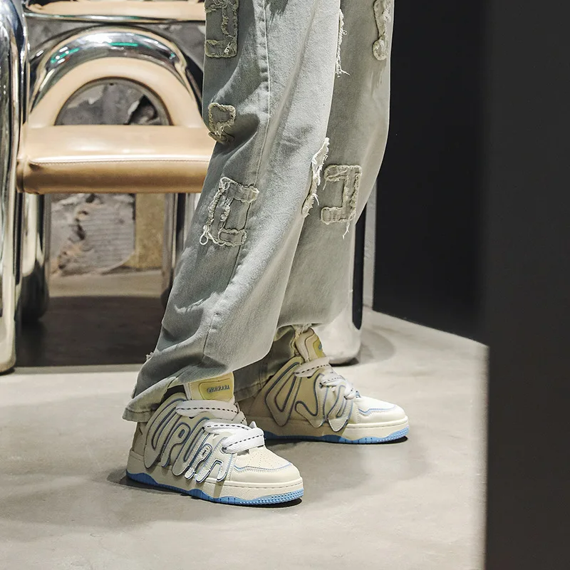 LETTER SHOES