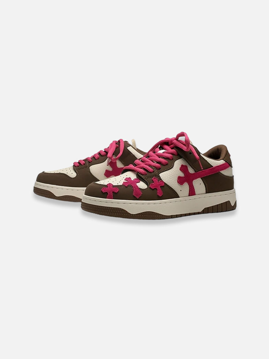 Shoes with crosses on them Brown / 36