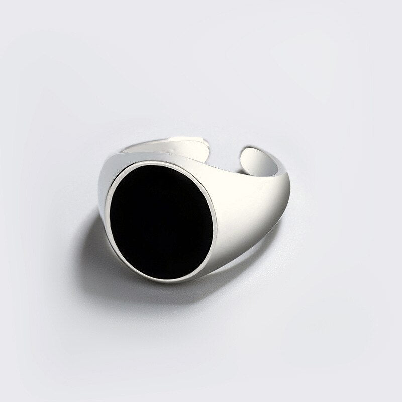 BLACK CIRCLE RING